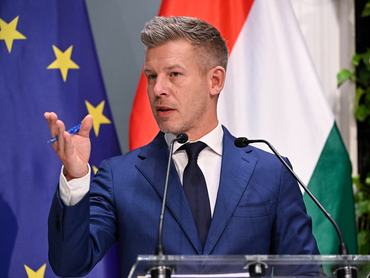 Budapest, 2026. május 18.Magyar Péter miniszterelnök a kormányülés után tartott sajtótájékoztatón a Miniszterelnökségen 2026. május 18-án.MTI/Hegedüs Róbert