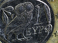 Felgyorsult a betétkivonás a görög bankokból