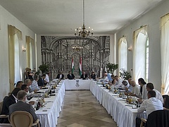Új miniszterek jönnek a harmadik Orbán-kormányba