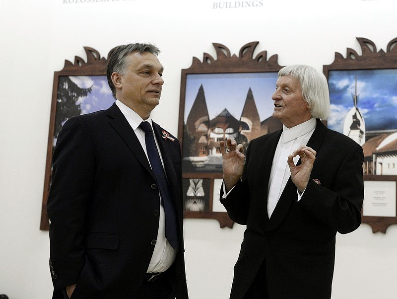 Újabb milliárdok a kedvenc akadémiának