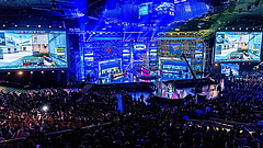 Neves cég állt be az e-sport mögé