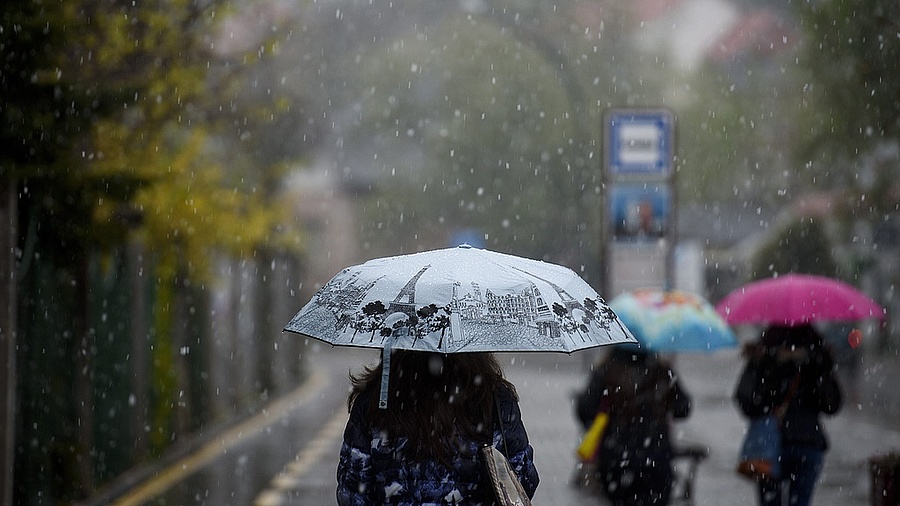 Havazás Salgótarjánban 2017. április 19-én. MTI Fotó: Komka Péter Havazás Salgótarjánban 2017. április 19-én. MTI Fotó: Komka Péter