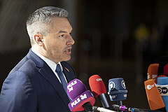 Inflációs segélycsomagok sorát jelentette be az osztrák kormány